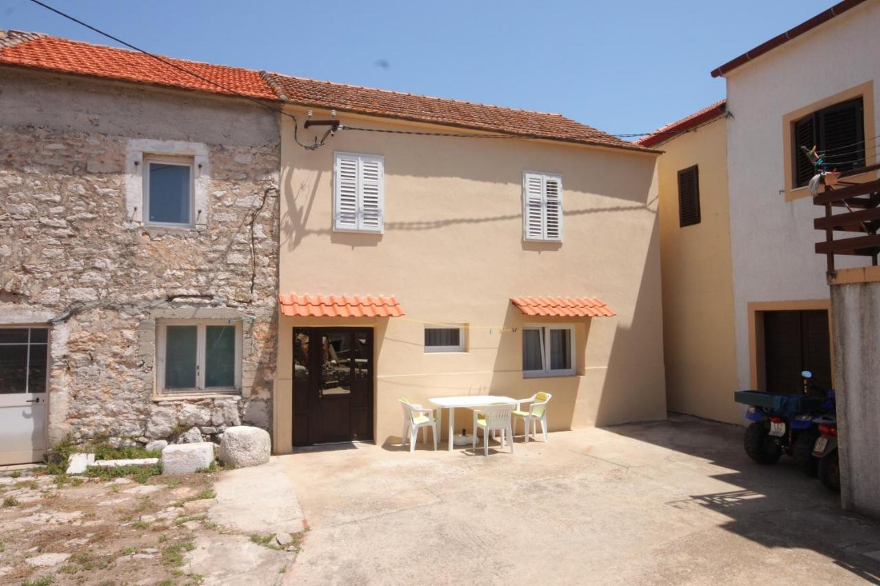 Holiday House With A Parking Space Sali, Dugi Otok - 8138 Bagian luar foto