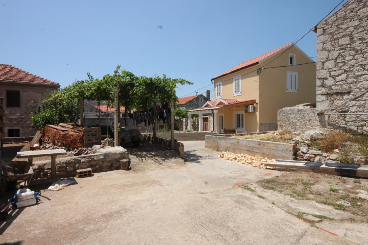 Holiday House With A Parking Space Sali, Dugi Otok - 8138 Bagian luar foto